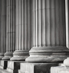 courthouse pillars, classic architecture, litigation experts